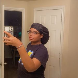 Meet your Posher, Khayla